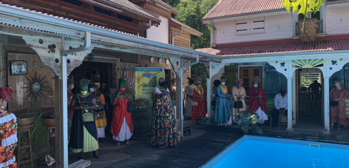 Achetée par la Région le 29 décembre, la maison familiale Cachemire-Thôle et ce qu'elle contient, devient Akajaklyn centre de danse et de musique.