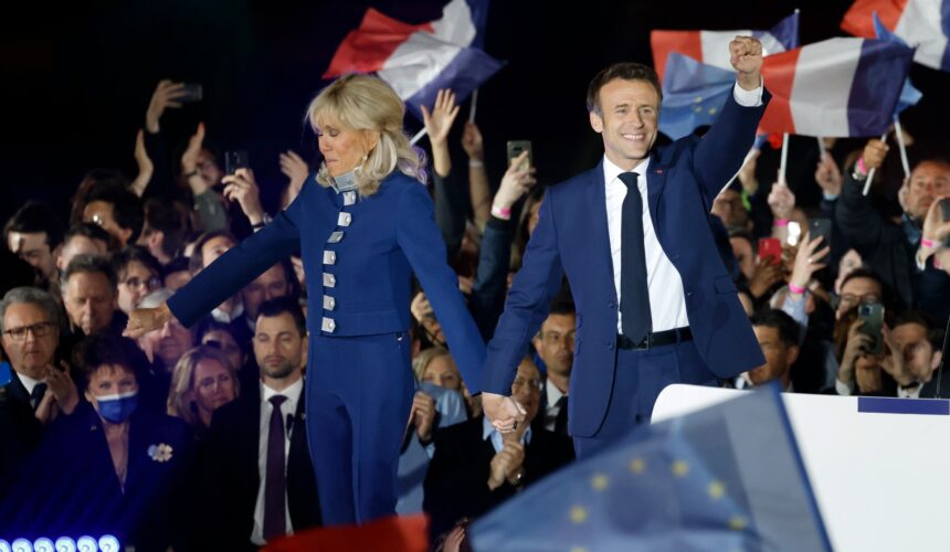 Après sa victoire, Macron pressé de s’atteler aux profondes divisions des Français