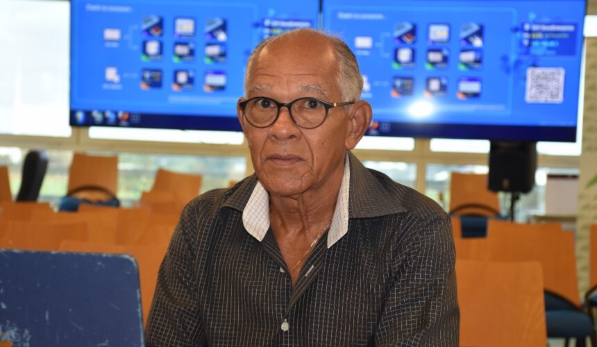 Edouard Geoffroy, auteur d’une analyse économique de la viabilité de la filière, vendredi 23 février 2024 à la Chambre d’agriculture de Guadeloupe. Les présidents de Région et Département étaient invités par les planteurs de canne en colère.