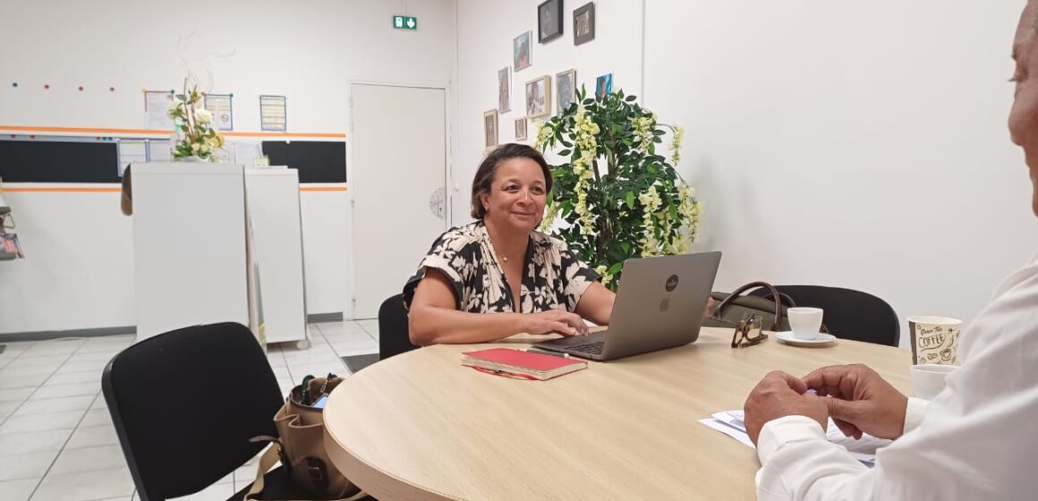 L’avocate Maryse Coppet en entretien au Courrier de Guadeloupe le 11 mars 2024 évoque son association Mouvement Outre-mer qui a porté plainte auprès de la Commission européenne contre l’octroi de mer et milite ardemment pour sa suppression.