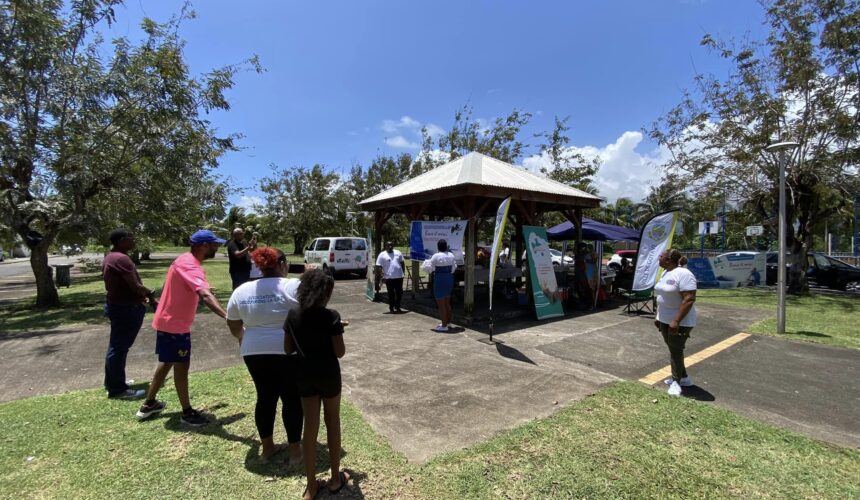 L'association « Découvrons la Sep » a déployé sa caravane à Goyave ce samedi 13 avril. Photo : Goyave
