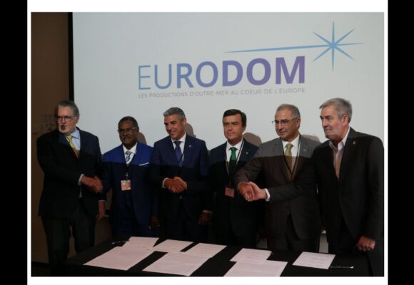 Réunion des représentants des Régions ultrapériphériques (RUP) à Bruxelles, le 6 novembre, pour défendre le maintien des financements spécifiques post-2027. Photo : Région Guadeloupe