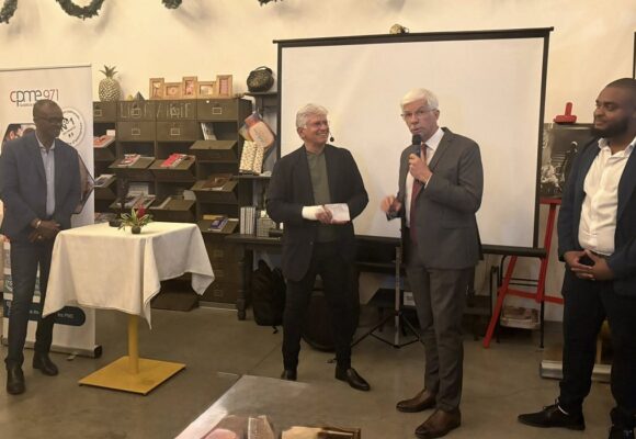 Le préfet de la région Guadeloupe a assisté aux vœux du syndicat des petites entreprises -CPME-, le 23 janvier. Il y a rappelé que « notre pacte social repose sur une économie saine, dynamique, qui offre du travail, qui crée de la valeur ajoutée locale et qui s’inscrit dans un dialogue social de qualité ». Photo : Préfecture de Guadeloupe